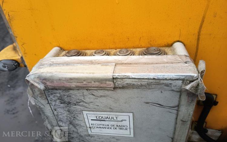 LOUAULT SEMI REMORQUE PORTE ENGIN SR34 3 ESSIEUX – PTAC 45 TONNES –  FC-354-HY