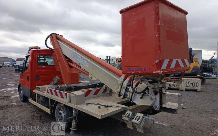 MULTITEL DAILY AVEC NACELLE MULTITEL MT202DS 20M  FE-735-KZ