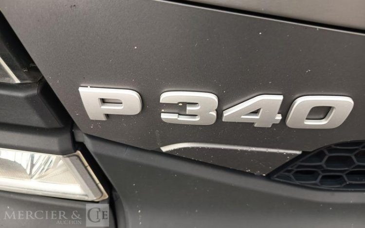 SCANIA PORTEUR FOURGON GNC 19T  FG-927-TT