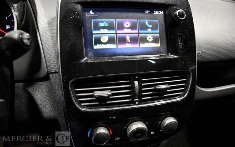 RENAULT CLIO IV SOCIETE 1.5 DCI 90ch ENERGY BUSINESS BLANC FJ-435-BZ