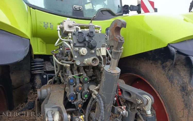 CLAAS TRACTEUR AGRICOLE AXION 830 CMATIC DIESEL – 3353 HEURES – ANNEE 2019  FJ-992-NF