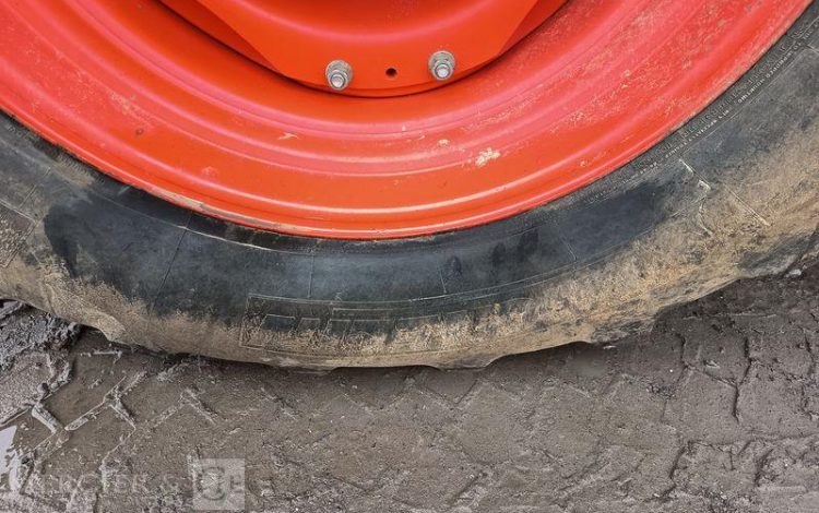 CLAAS TRACTEUR AGRICOLE AXION 830 CMATIC DIESEL – 3353 HEURES – ANNEE 2019  FJ-992-NF