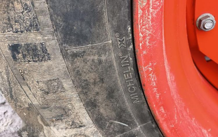 CLAAS TRACTEUR AGRICOLE AXION 830 CMATIC DIESEL – 3353 HEURES – ANNEE 2019  FJ-992-NF