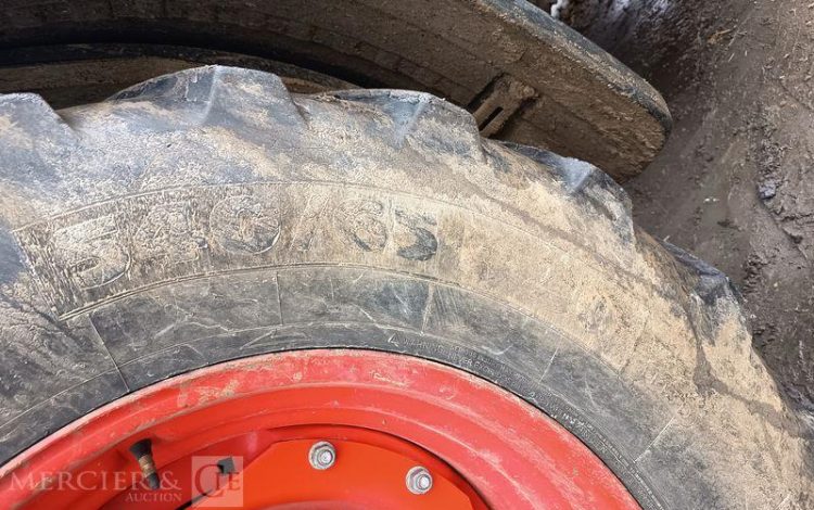 CLAAS TRACTEUR AGRICOLE AXION 830 CMATIC DIESEL – 3353 HEURES – ANNEE 2019  FJ-992-NF