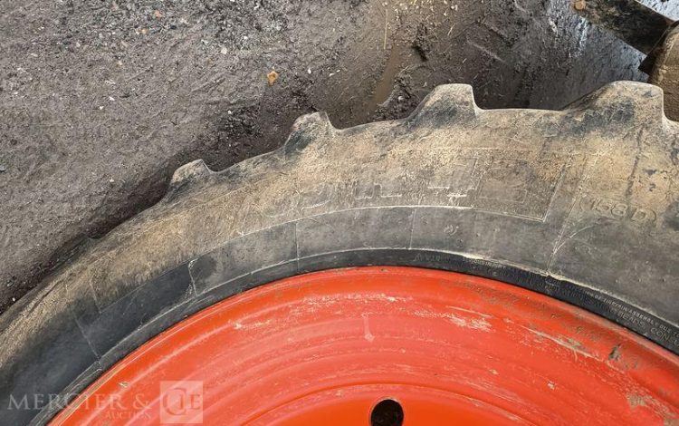 CLAAS TRACTEUR AGRICOLE AXION 830 CMATIC DIESEL – 3353 HEURES – ANNEE 2019  FJ-992-NF