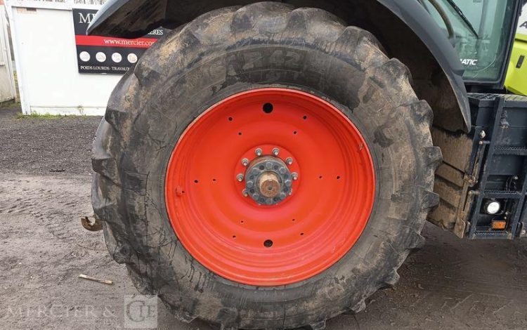 CLAAS TRACTEUR AGRICOLE AXION 830 CMATIC DIESEL – 3353 HEURES – ANNEE 2019  FJ-992-NF