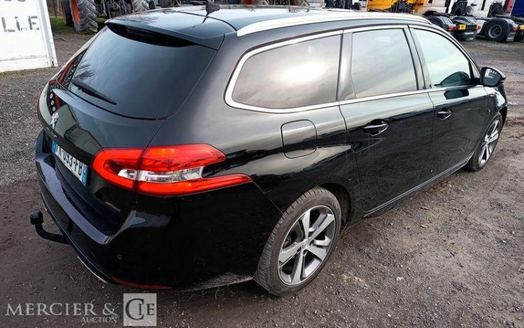 PEUGEOT 308 SW 1,6 BLUEHDI 120 S&S GT LINE – DIESEL – 136797 KMS – ANNEE 2019 BLANC FK-093-FB