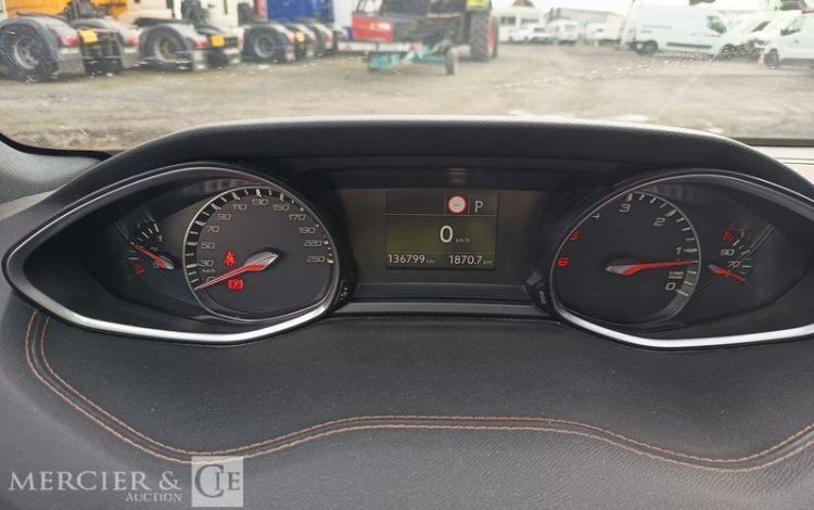 PEUGEOT 308 SW 1,6 BLUEHDI 120 S&S GT LINE – DIESEL – 136797 KMS – ANNEE 2019 BLANC FK-093-FB