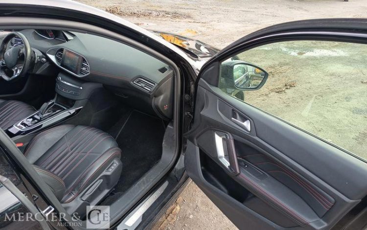 PEUGEOT 308 SW 1,6 BLUEHDI 120 S&S GT LINE – DIESEL – 136797 KMS – ANNEE 2019 BLANC FK-093-FB