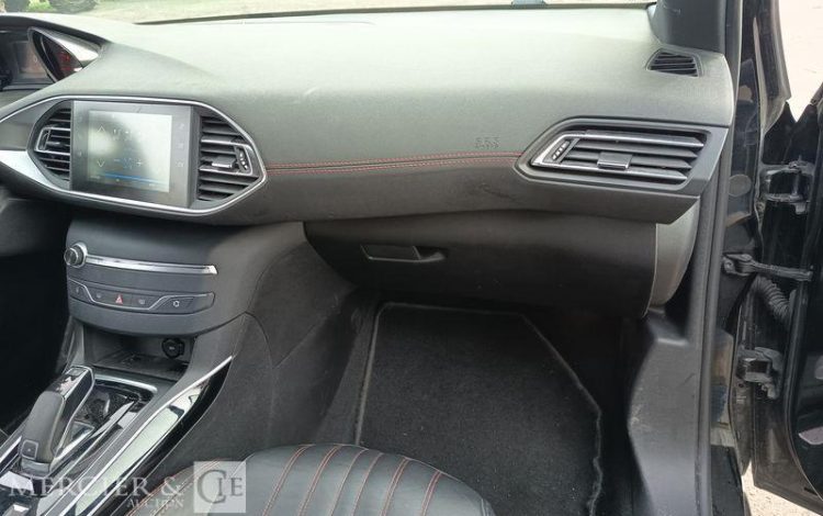 PEUGEOT 308 SW 1,6 BLUEHDI 120 S&S GT LINE – DIESEL – 136797 KMS – ANNEE 2019 BLANC FK-093-FB