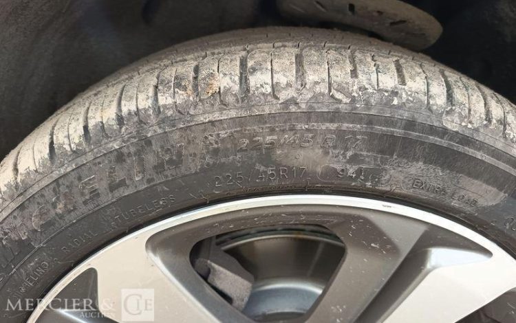 PEUGEOT 308 SW 1,6 BLUEHDI 120 S&S GT LINE – DIESEL – 136797 KMS – ANNEE 2019 BLANC FK-093-FB