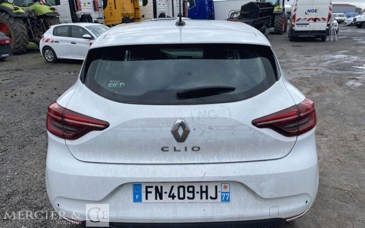 RENAULT CLIO STE 85CH AIR NAV BLANC FN-409-HJ