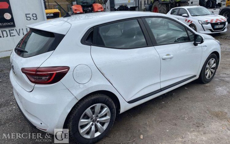 RENAULT CLIO STE 85CH AIR NAV BLANC FN-409-HJ