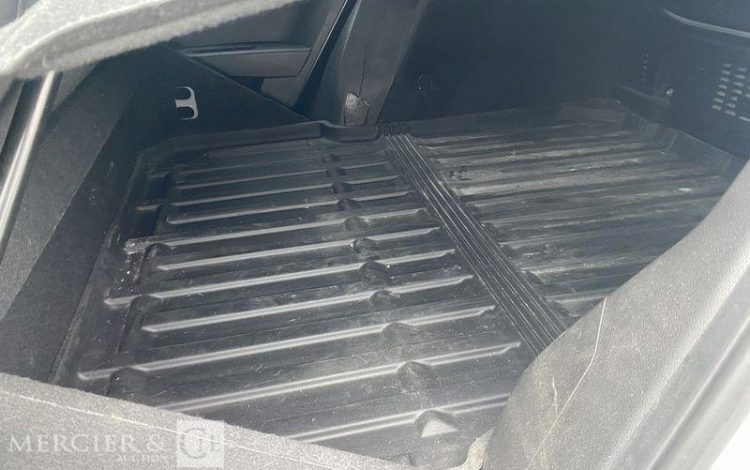 RENAULT CLIO STE 85CH AIR NAV BLANC FN-409-HJ