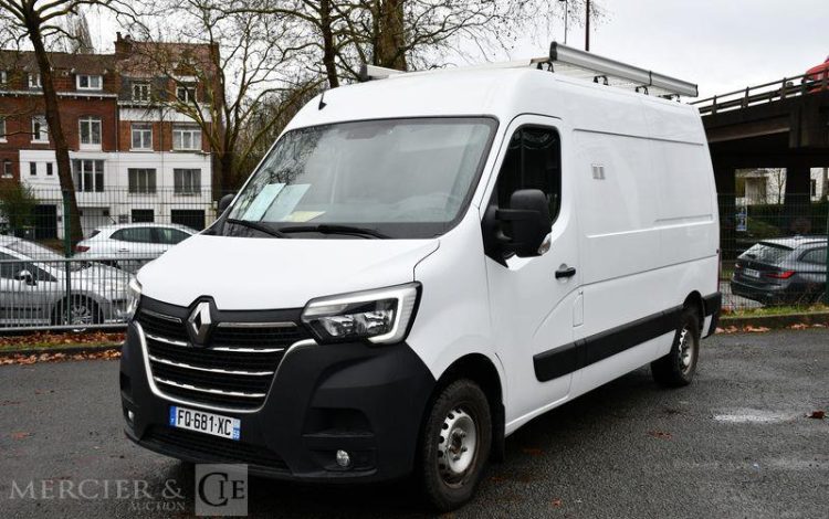RENAULT MASTER 2.3 DCI 135ch 3T5 L2H2 GRAND-CONFORT BLANC FQ-681-XC