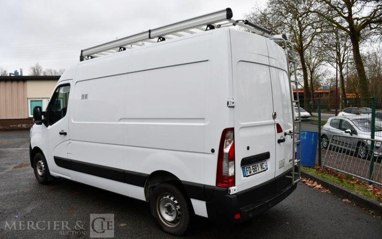 RENAULT MASTER 2.3 DCI 135ch 3T5 L2H2 GRAND-CONFORT BLANC FQ-681-XC
