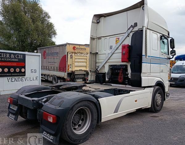 DAF XF 480 – PTRA : 44 TONNES – DIESEL – 772624 KMS – ANNEE 2020 BLANC FR-090-BJ