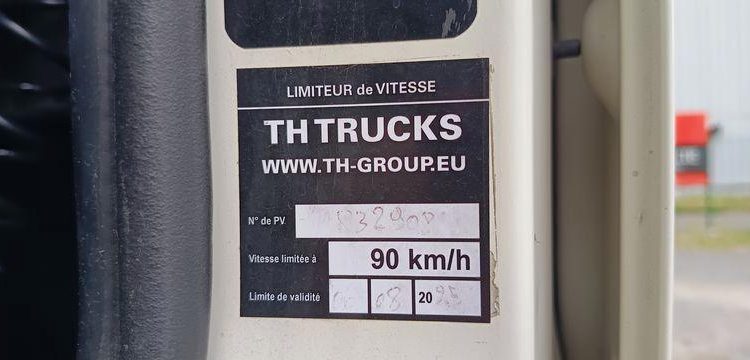 DAF XF 480 – PTRA : 44 TONNES – DIESEL – 772624 KMS – ANNEE 2020 BLANC FR-090-BJ