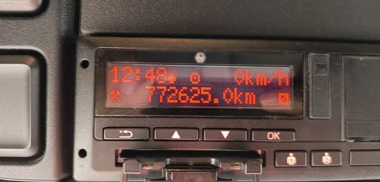 DAF XF 480 – PTRA : 44 TONNES – DIESEL – 772624 KMS – ANNEE 2020 BLANC FR-090-BJ