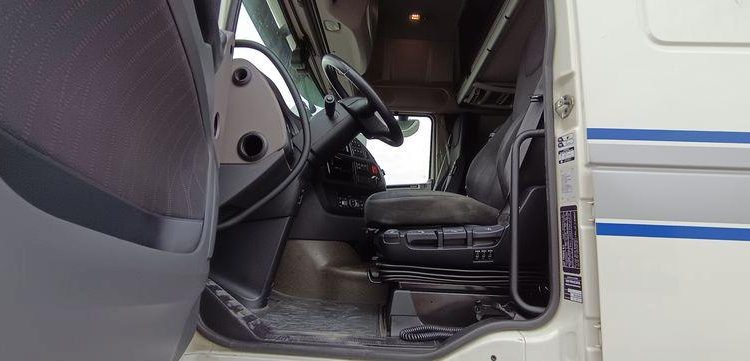 DAF XF 480 – PTRA : 44 TONNES – DIESEL – 772624 KMS – ANNEE 2020 BLANC FR-090-BJ