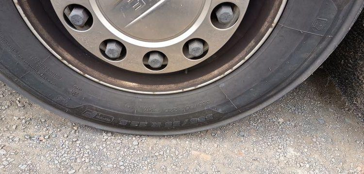 DAF XF 480 – PTRA : 44 TONNES – DIESEL – 772624 KMS – ANNEE 2020 BLANC FR-090-BJ