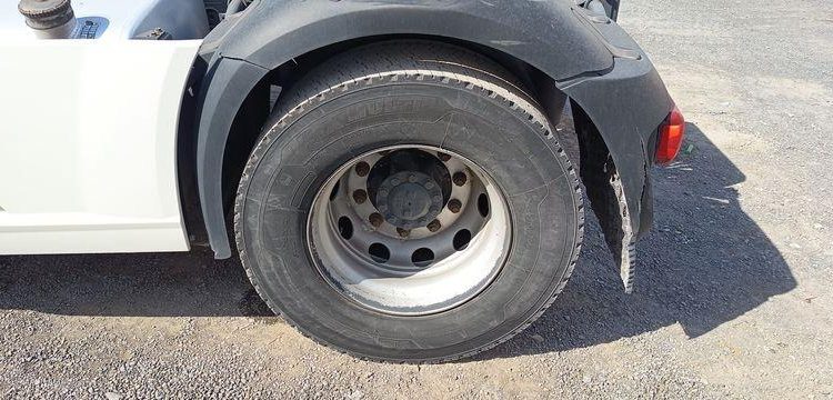 DAF XF 480 FT – PTRA : 44 TONNES – DIESEL –  840877 KMS – ANNEE 2020 BLANC FR-093-BJ