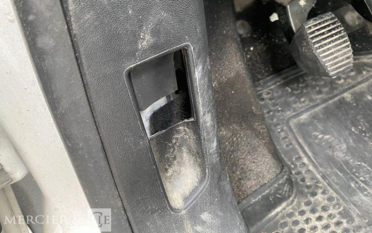 PEUGEOT 208 AFF 100CH PREMIUM PACK BLANC FR-602-LK