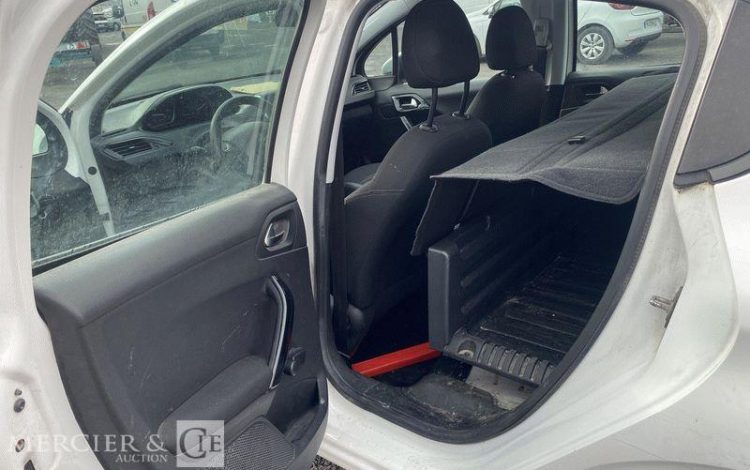 PEUGEOT 208 AFF 100CH PREMIUM PACK BLANC FR-602-LK