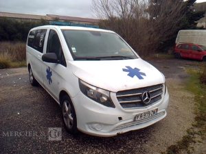 MERCEDES VITO 114 CDI 2.1 CDI 16V 136CV AMBULANCE BLANC FR-979-ZN