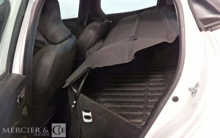 RENAULT CLIO V SOCIETE 1.5 BLUEDCI 85ch AIR NAVI BLANC FS-777-PM