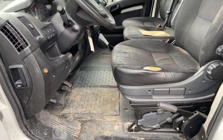 PEUGEOT BOXER 335 L2H2 140CH ASPHALT BLANC FS-874-JX