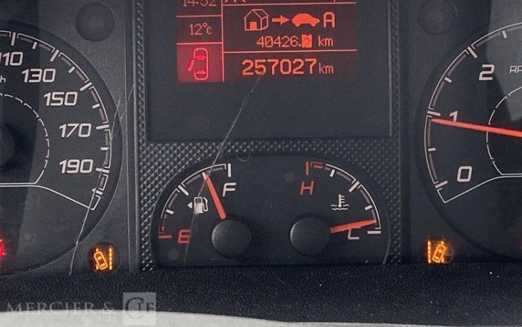 PEUGEOT BOXER 335 L2H2 140CH ASPHALT BLANC FS-874-JX