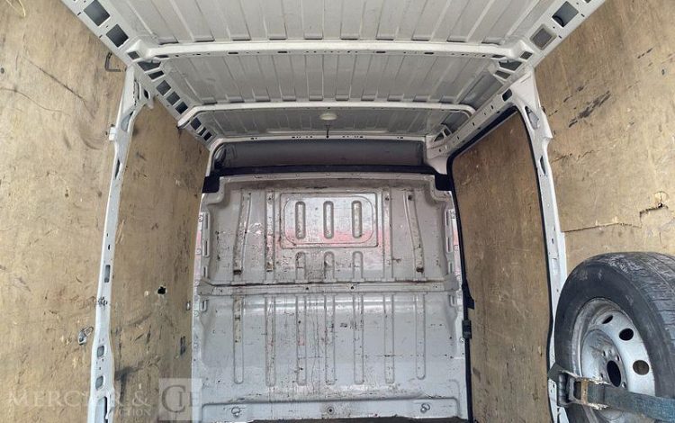 PEUGEOT BOXER 335 L2H2 140CH ASPHALT BLANC FS-874-JX