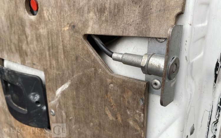 PEUGEOT BOXER 335 L2H2 140CH ASPHALT BLANC FS-874-JX