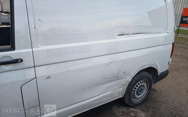 VOLKSWAGEN TRANSPORTER  FV-667-HN
