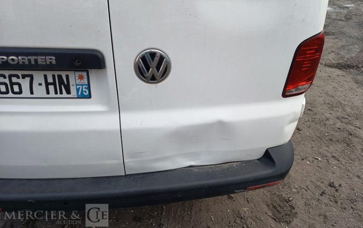 VOLKSWAGEN TRANSPORTER  FV-667-HN