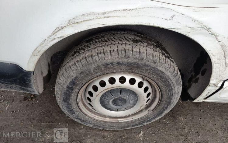 VOLKSWAGEN TRANSPORTER  FV-667-HN