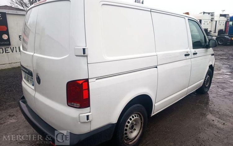 VOLKSWAGEN TRANSPORTER  FV-760-FF