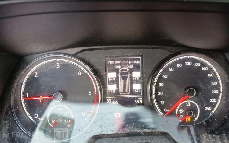 VOLKSWAGEN TRANSPORTER  FV-760-FF