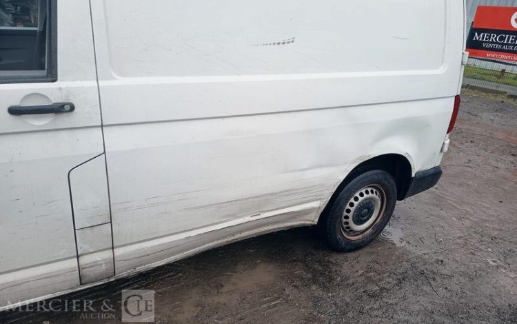VOLKSWAGEN TRANSPORTER  FV-760-FF