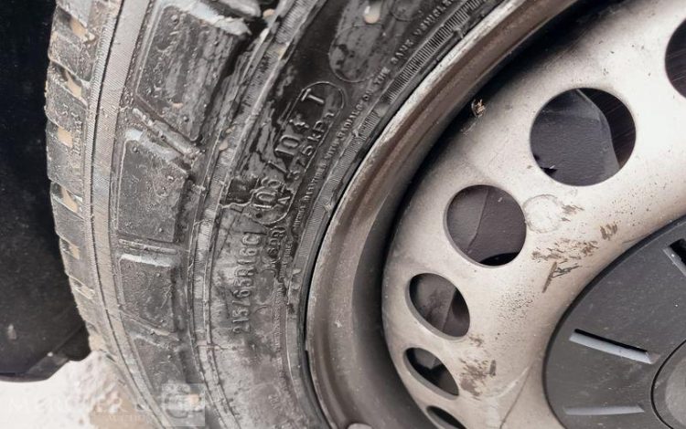 VOLKSWAGEN TRANSPORTER  FV-760-FF