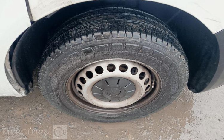 VOLKSWAGEN TRANSPORTER  FV-760-FF