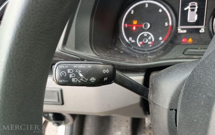 VOLKSWAGEN TRANSPORTER  FV-858-BW