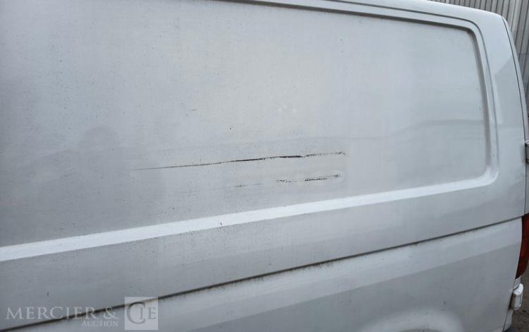 VOLKSWAGEN TRANSPORTER  FV-858-BW