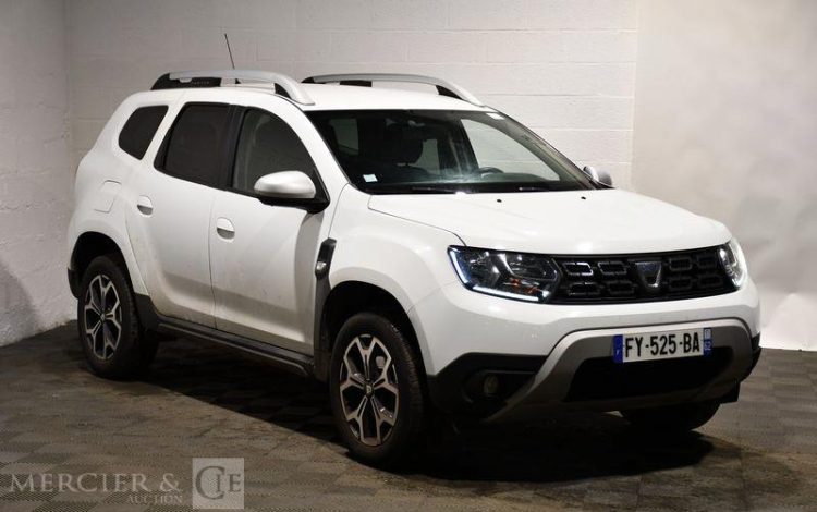 DACIA DUSTER 1.5 BLUEDCI 115ch PRESTIGE BLANC FY-525-BA