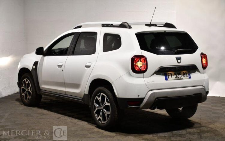 DACIA DUSTER 1.5 BLUEDCI 115ch PRESTIGE BLANC FY-525-BA