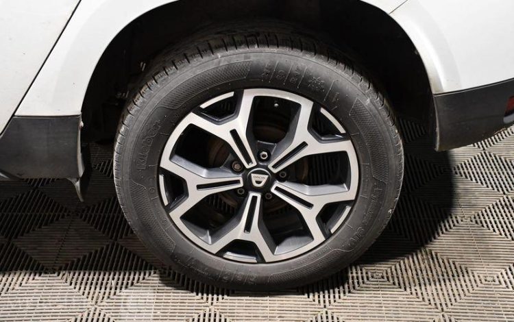 DACIA DUSTER 1.5 BLUEDCI 115ch PRESTIGE BLANC FY-525-BA