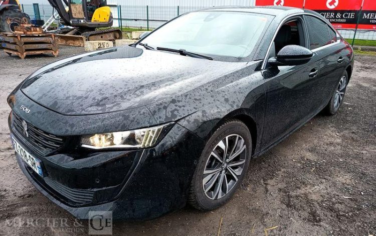 PEUGEOT 508 PURE TECH 130 CH S&S ALLURE PACK EAT8 – DIESEL 109939 KMS – ANNEE 2021 NOIR FZ-218-SR
