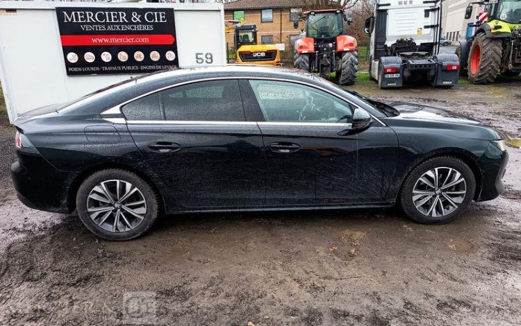 PEUGEOT 508 PURE TECH 130 CH S&S ALLURE PACK EAT8 – DIESEL 109939 KMS – ANNEE 2021 NOIR FZ-218-SR