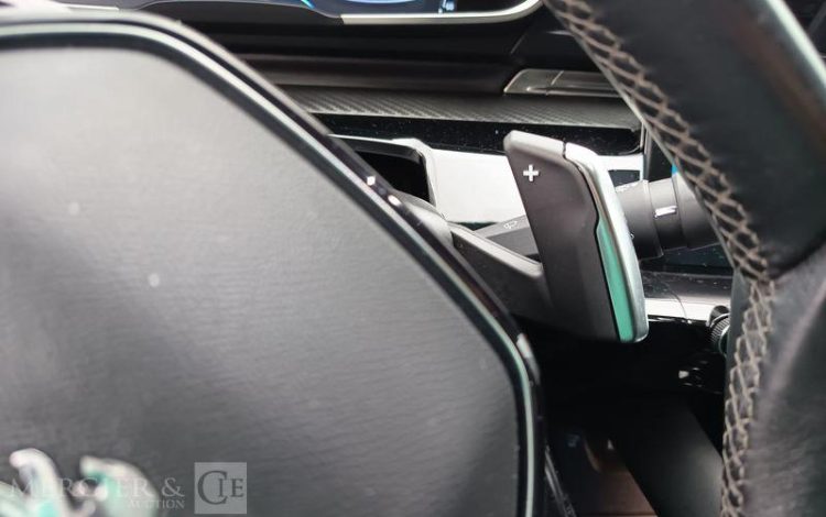 PEUGEOT 508 PURE TECH 130 CH S&S ALLURE PACK EAT8 – DIESEL 109939 KMS – ANNEE 2021 NOIR FZ-218-SR